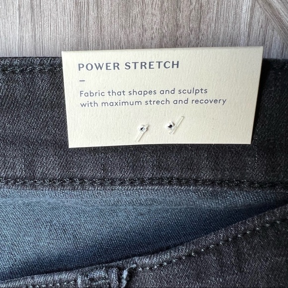 NEW W/ TAGS Universal Thread Black Jean Shorts - Picture 6 of 10